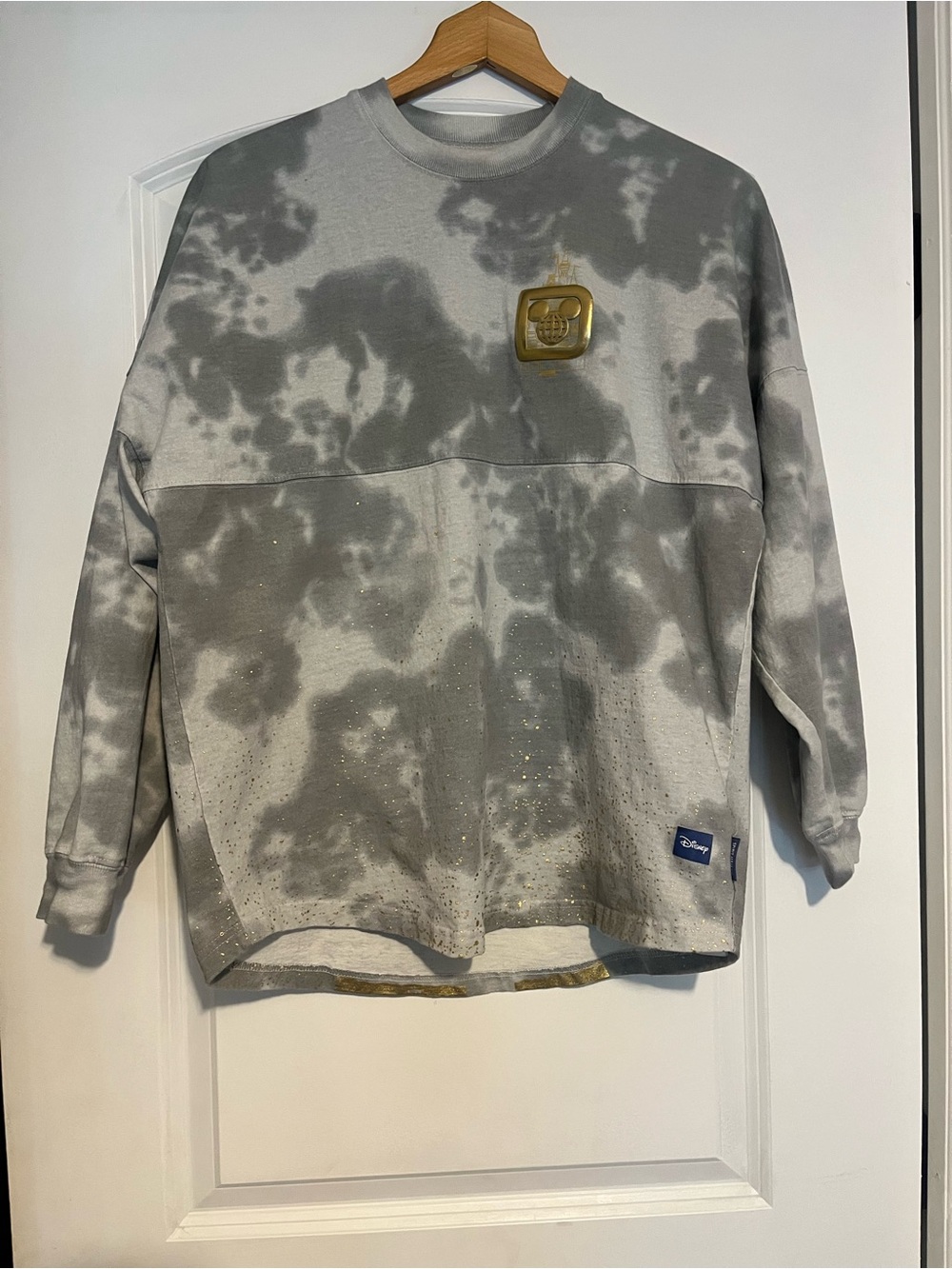 Disney World Womens Gray Tie-Dye Crewneck Spirit Jersey with Gold Patch